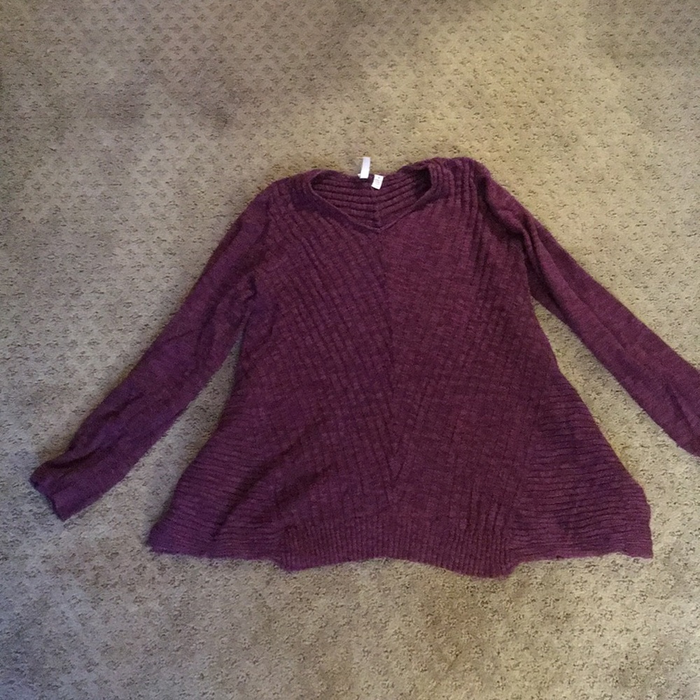Women’s knitted top